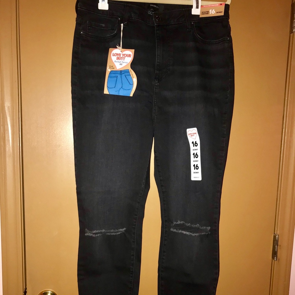 Sculpting Knee Slit Black Skinny Jeans